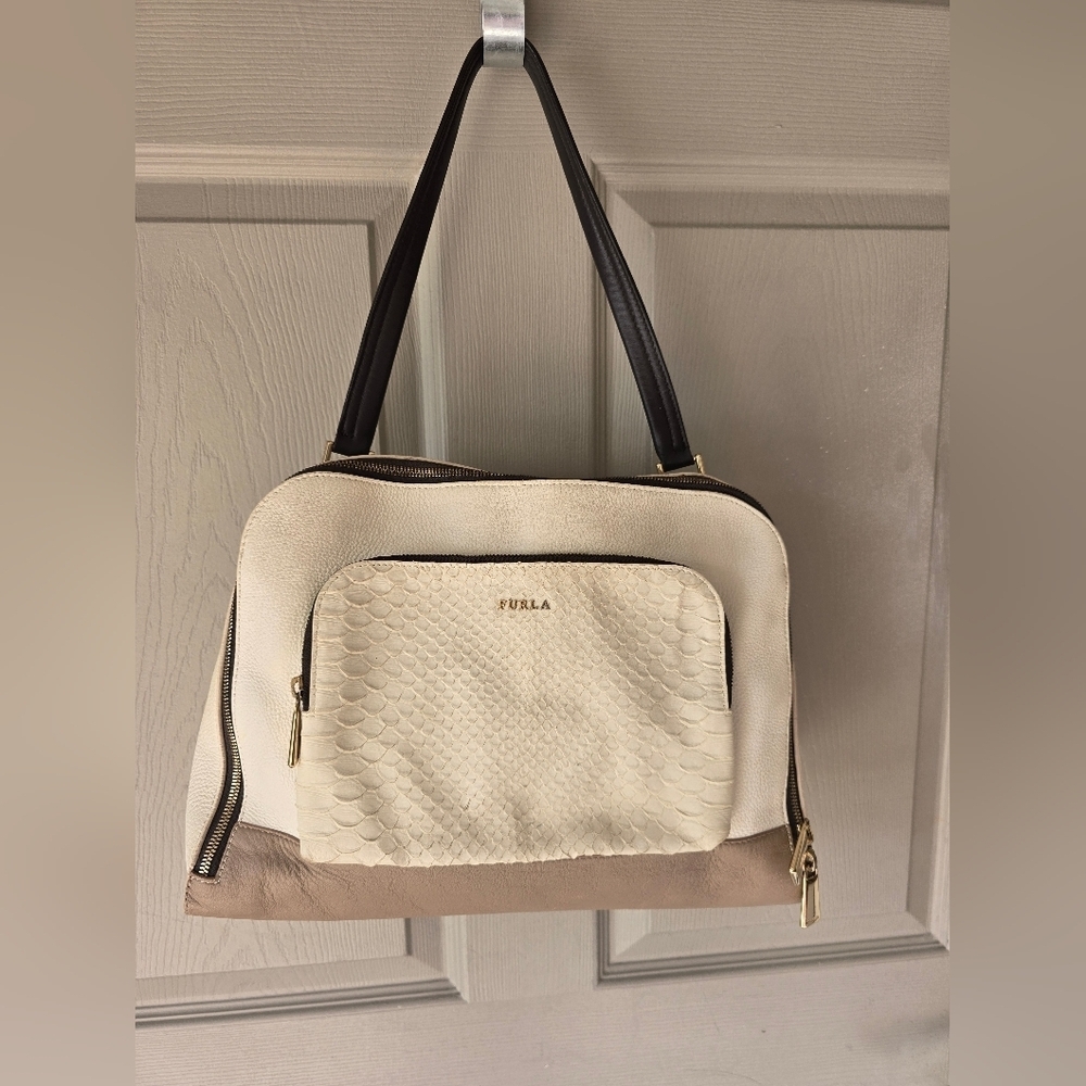 Furla Genuine Python Embossed One Shoulder Bag Po… - image 4